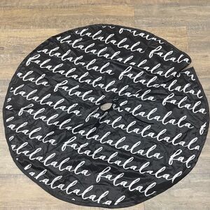 Large Black and White Holiday Tree Skirt